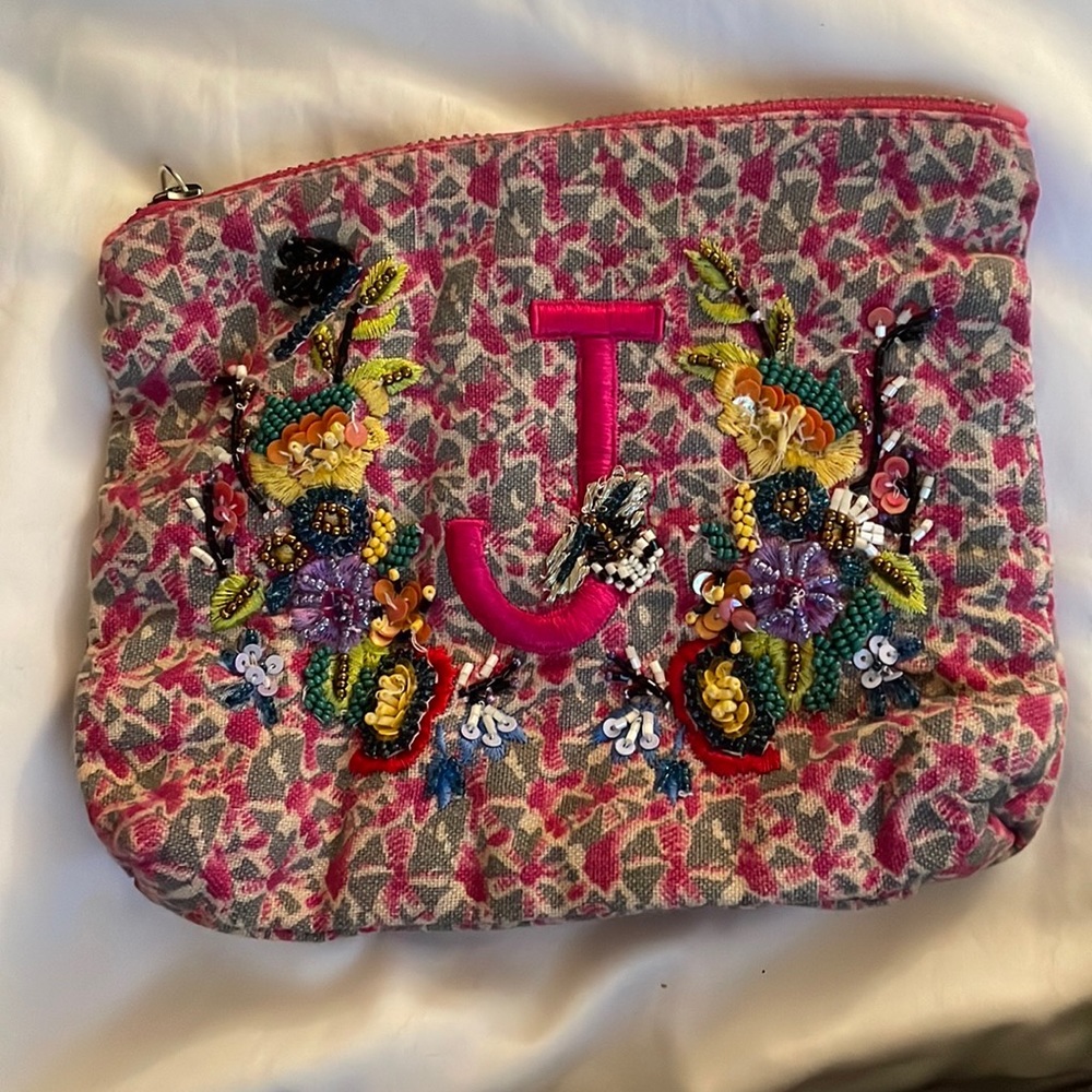 Anthropologie monogrammed J pouch - Picture 4 of 7